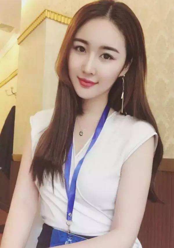 武僧一龙见武林宝贝太激动,直接被宝贝征服,直言:卧槽真美!