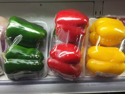 经常用保鲜膜包裹食物,反而会成为细菌的温床?听听营养师的建议