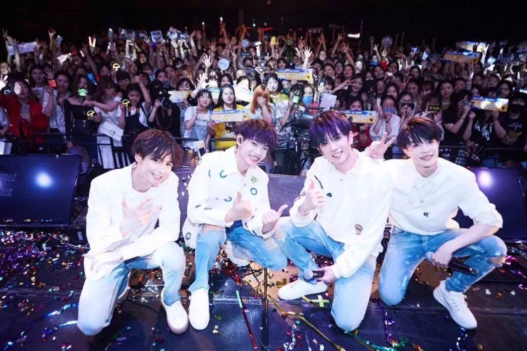 乐队的夏天集体告白-vogue5 告白信