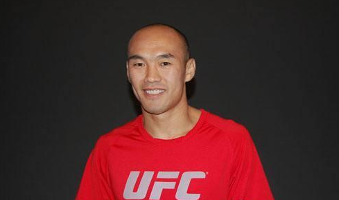 ufc:"草原狼"张铁泉,让你真正见识一下mma技术!