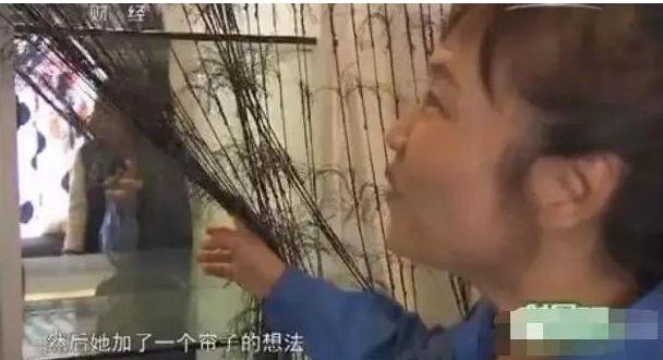 《交换空间》最"性感"的一次,女神照贴墙上,房主为何闷闷不乐