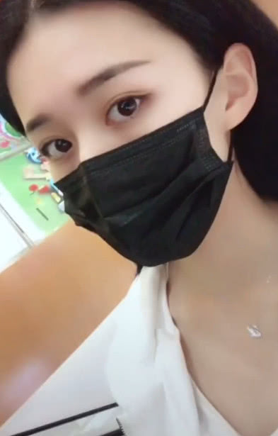 抖音"口罩女神"火了,摘下口罩后圈粉百万,自称不想当网红!