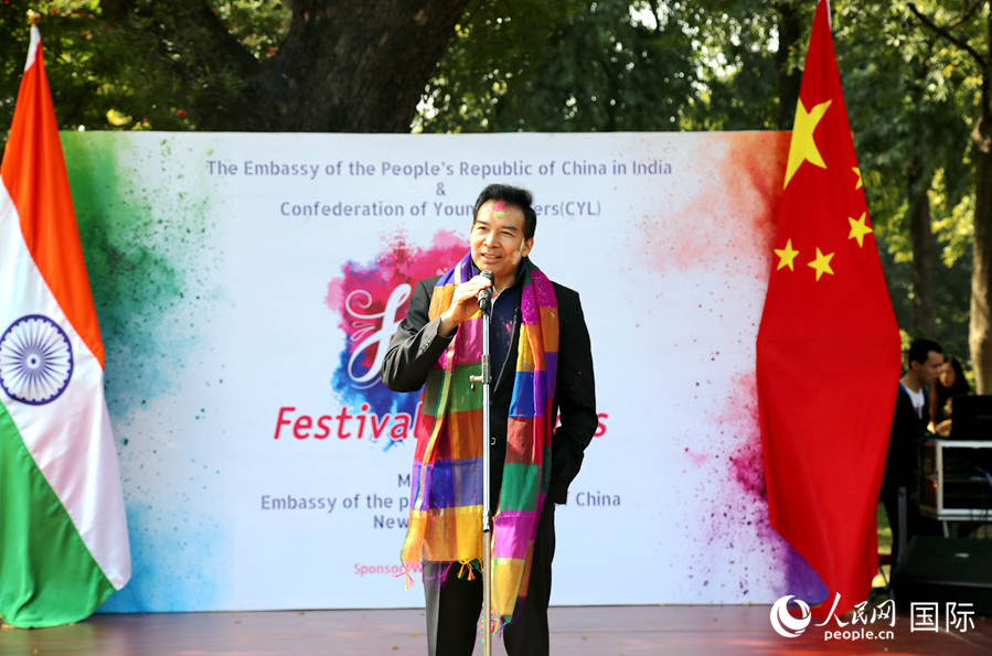 中国驻印度使馆举行庆祝洒红节活动(组图)