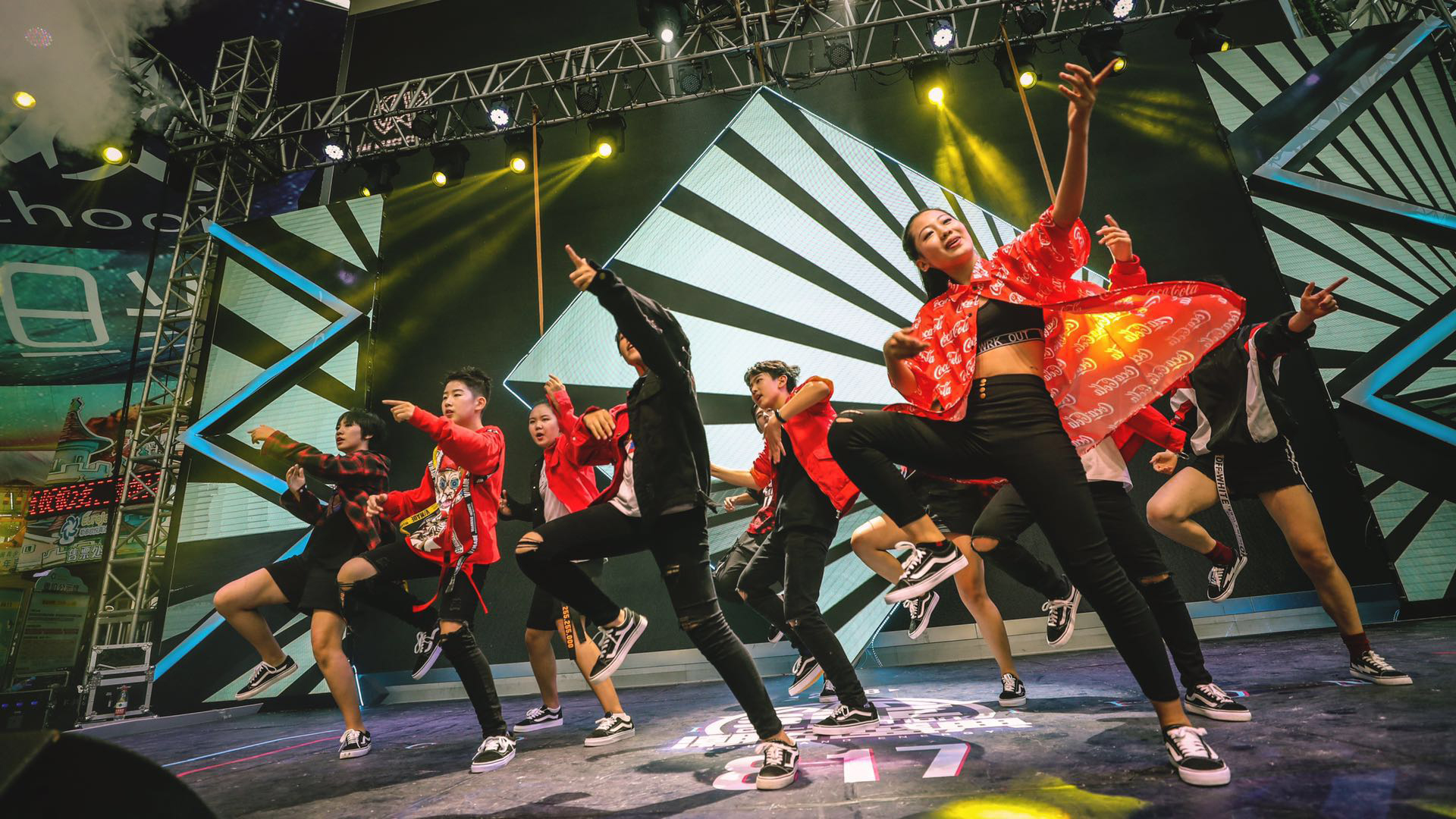 "sae潮流盛典"一场街舞盛宴撼动一座城市人心