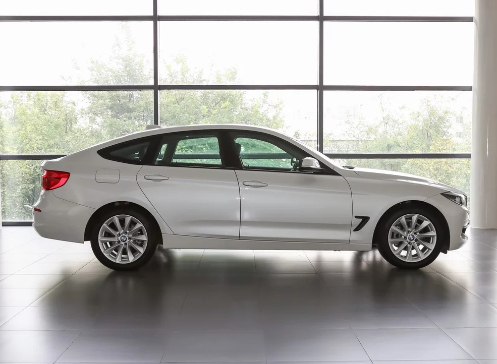 舒适性非常好的宝马3系gt320i 时尚型