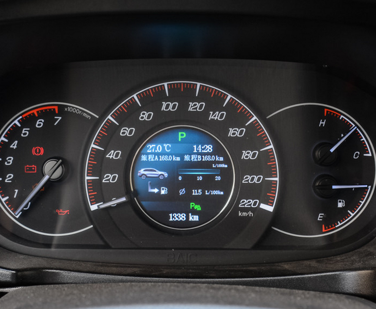 外观很潮流的幻速s6,外表显得很有韧劲,整体非常好看