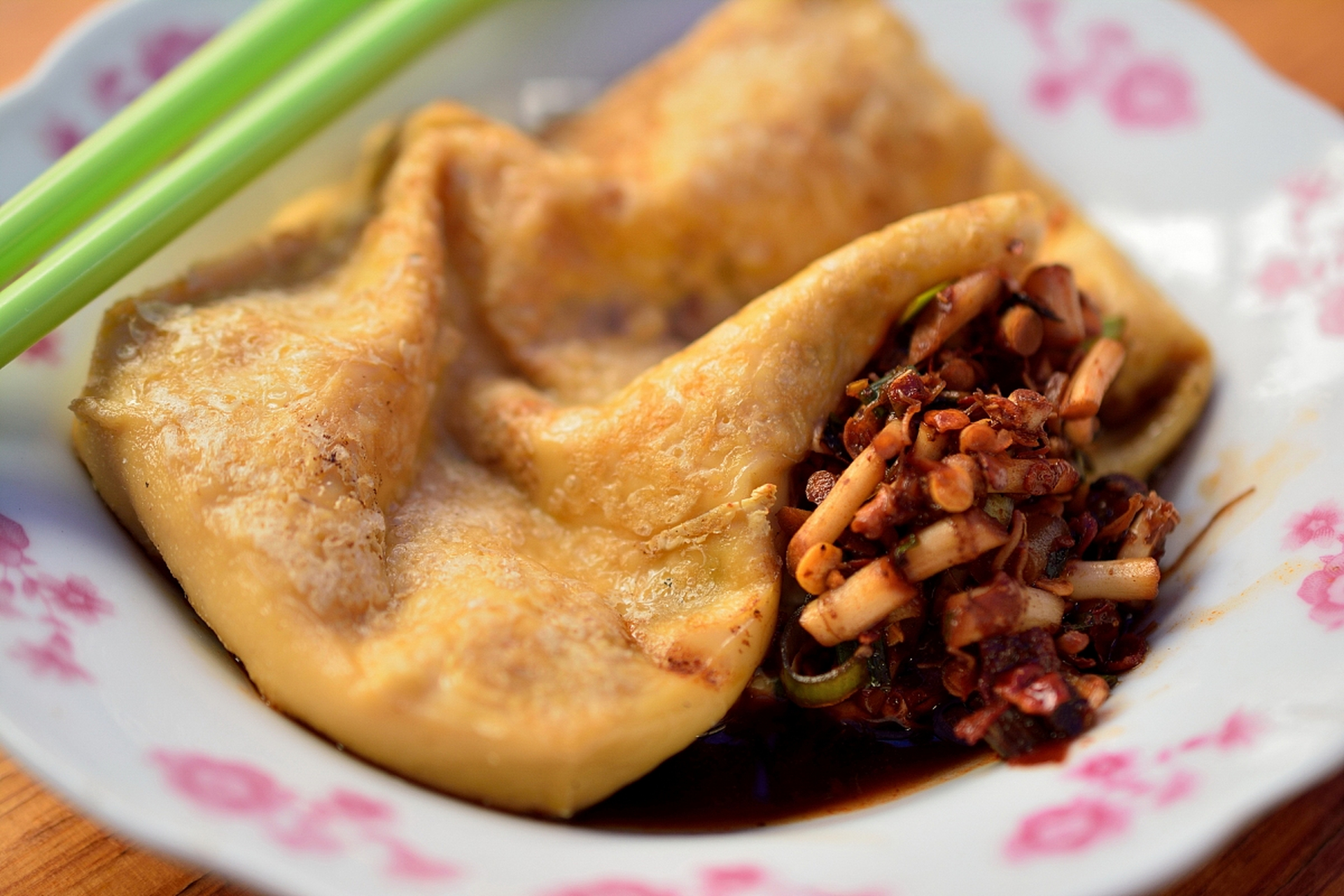 作为一个土生土长的四川人,我特别想念家乡的美食,尤其是富顺县的小吃