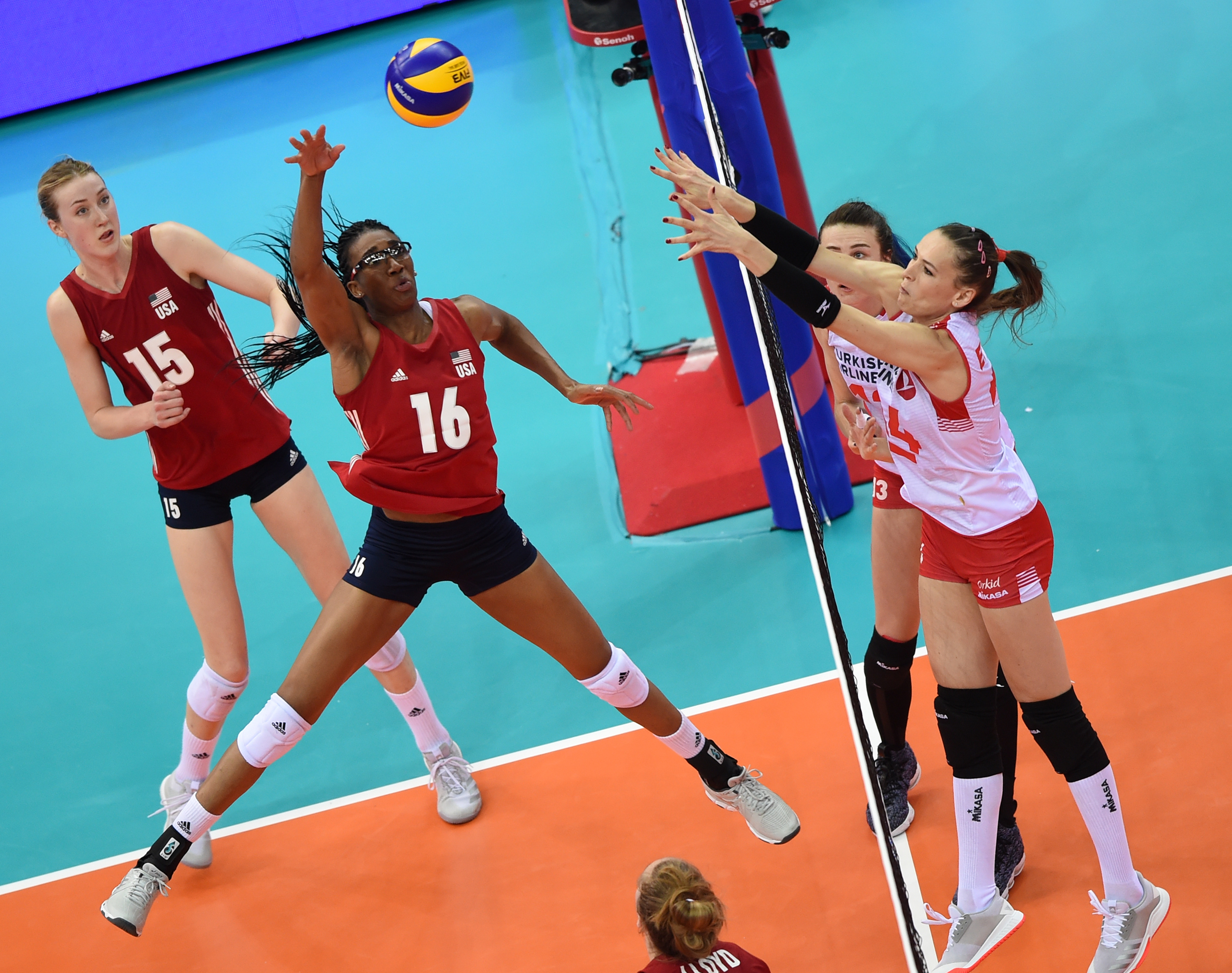 排球——世界女排联赛总决赛:美国队夺冠(10)