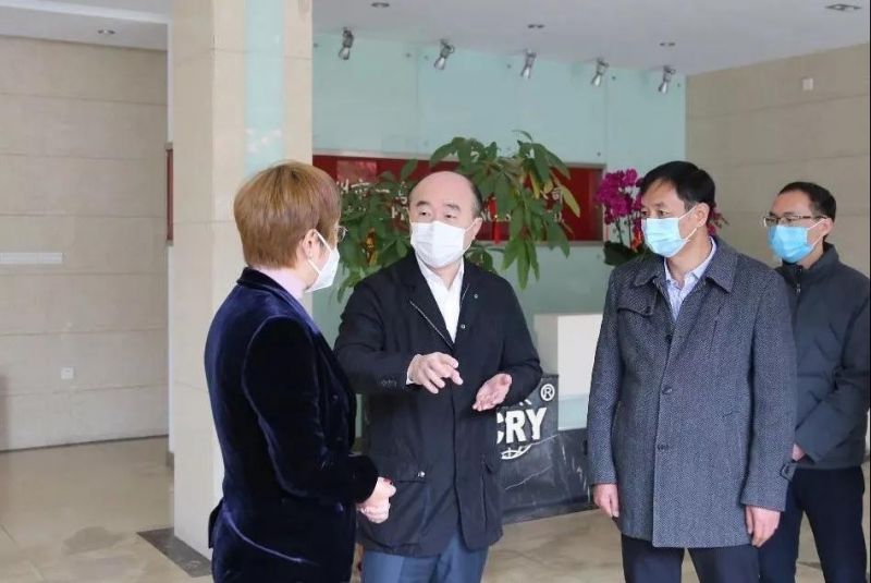 丰泽区领导督促推进疫情防控工作落细落小落实