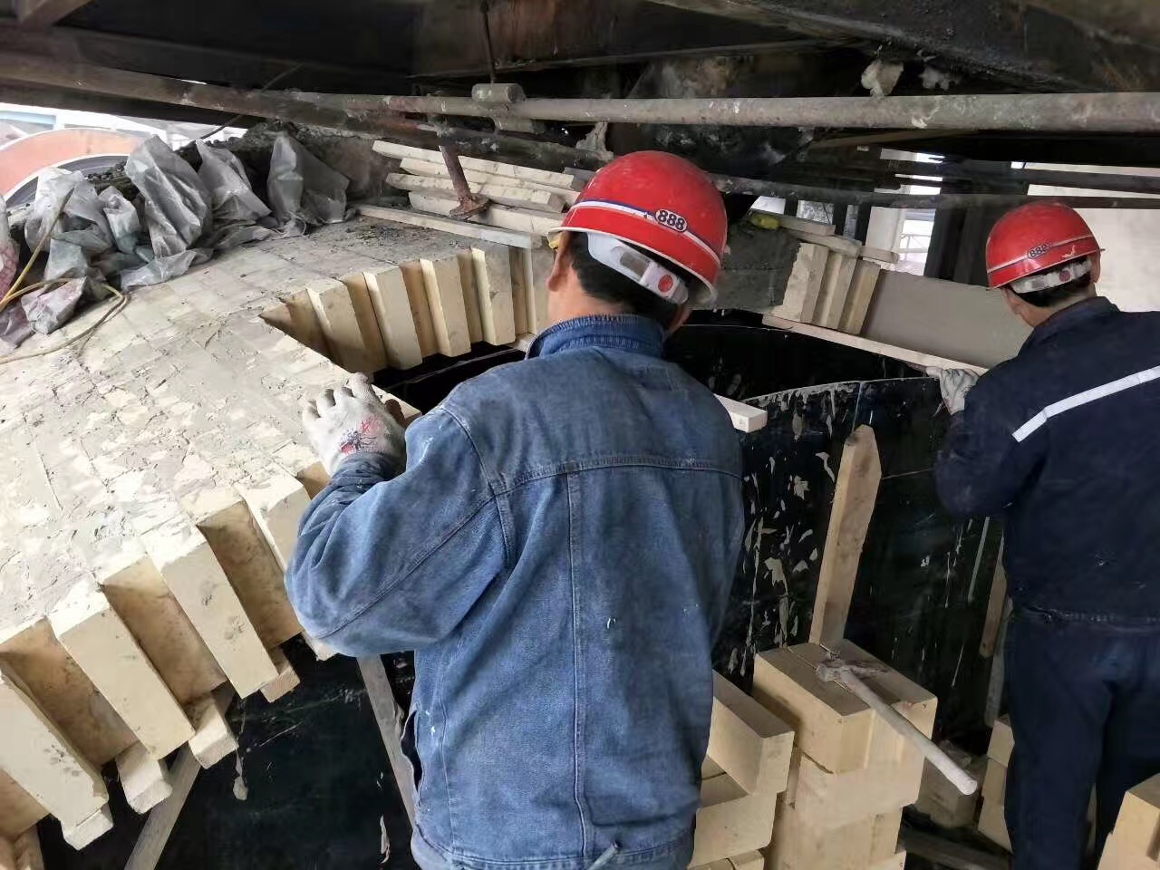 窑炉厂家在浇注料施工前必看的技术知识