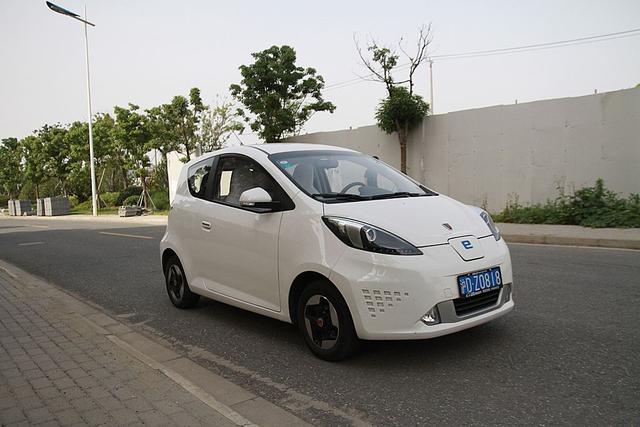 上汽荣威下半年将推出a00级纯电动车 续航里程超过300公里