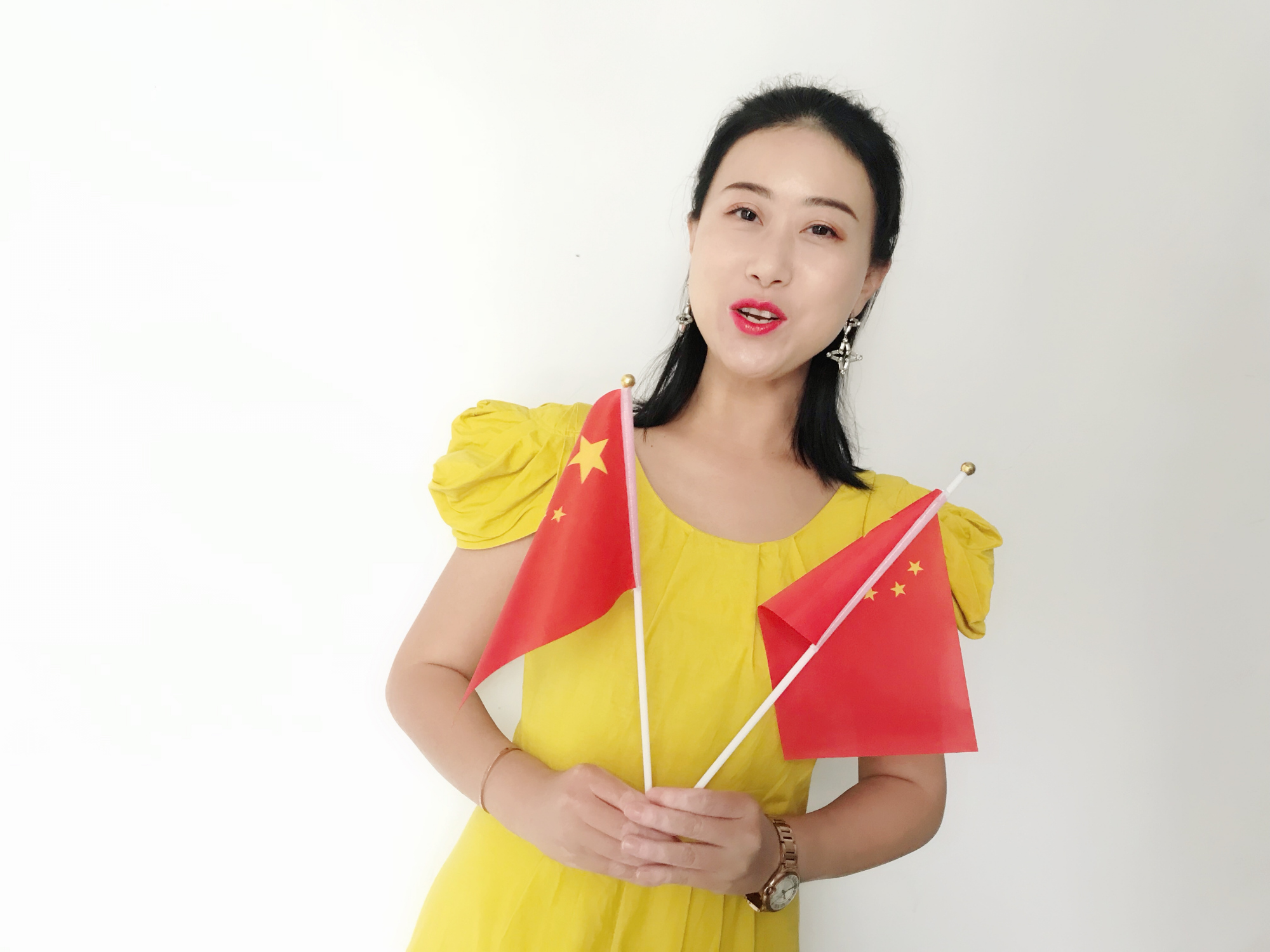 策巴子广场舞:经典老歌《粉红色的回忆》,谁是你的青春记忆?