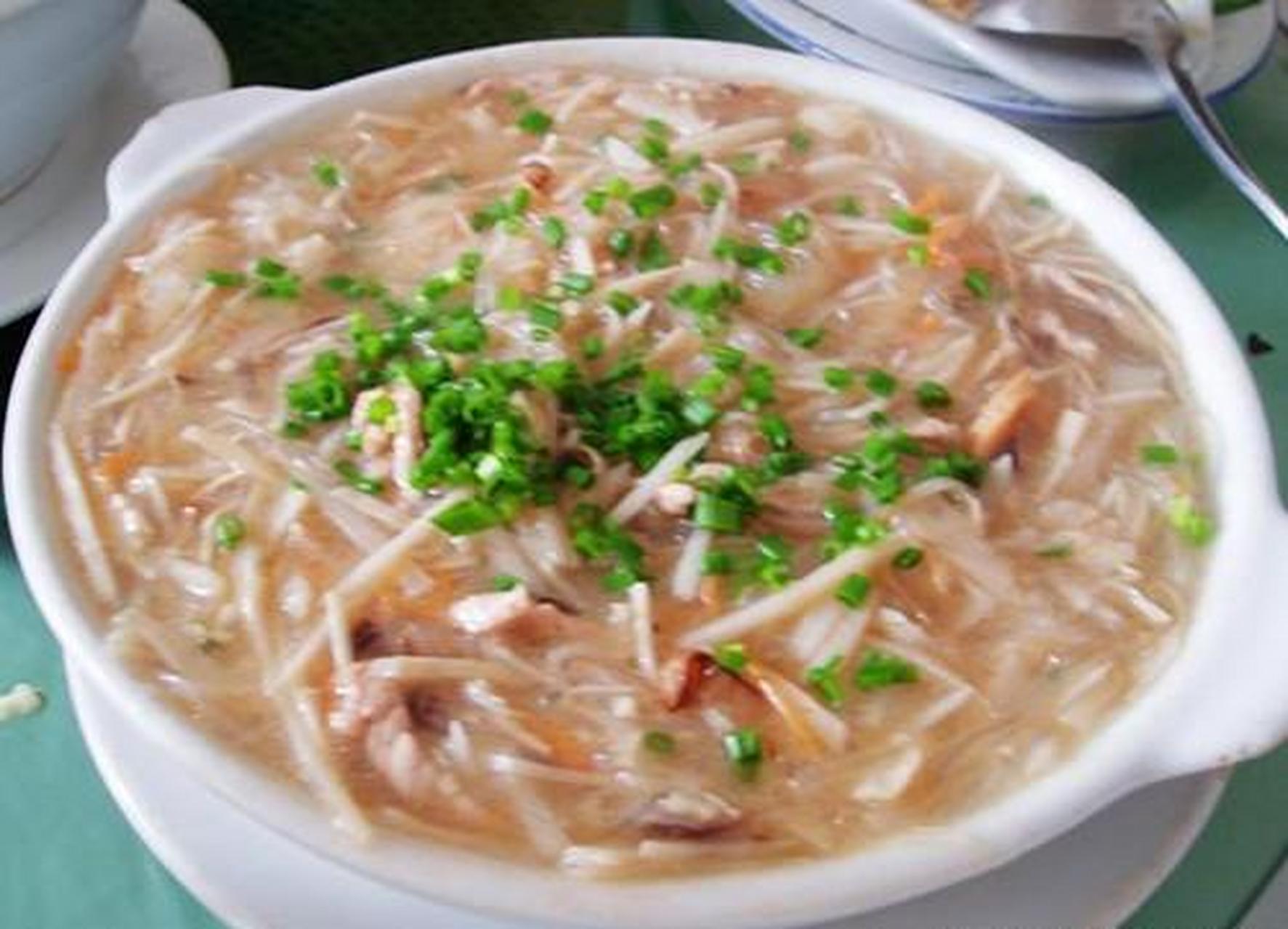 【南平美食】笋燕是福建南平市延平区最具特色的名肴,被称为闽北揖