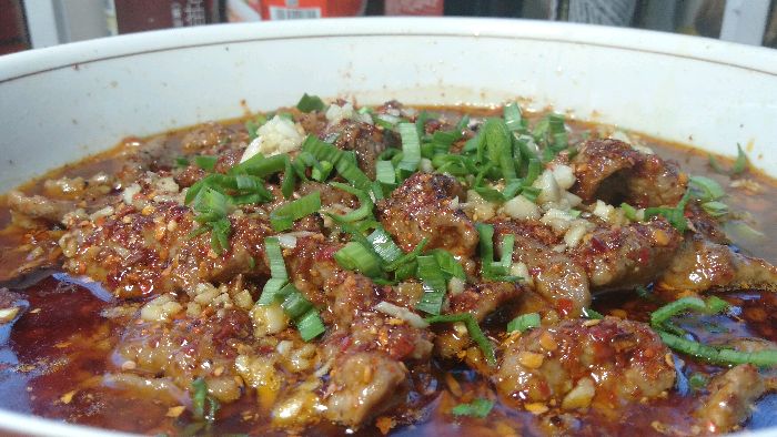 川菜师傅教你在家做水煮牛肉,味道巴适得很,一看就会简单易学