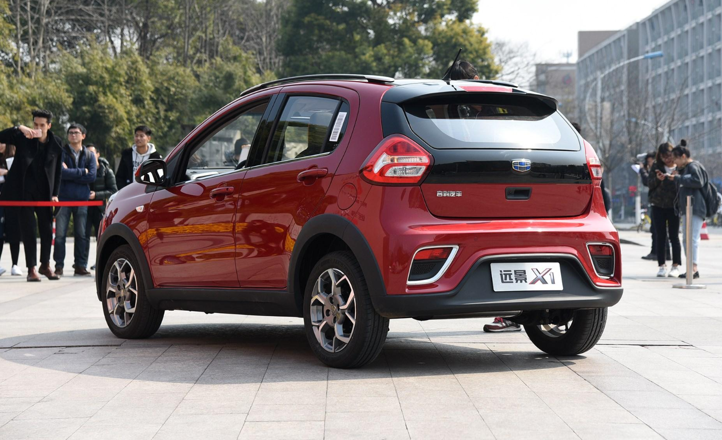 吉利推出高颜值小型suv,起步价3.99万,月薪2000也无压力