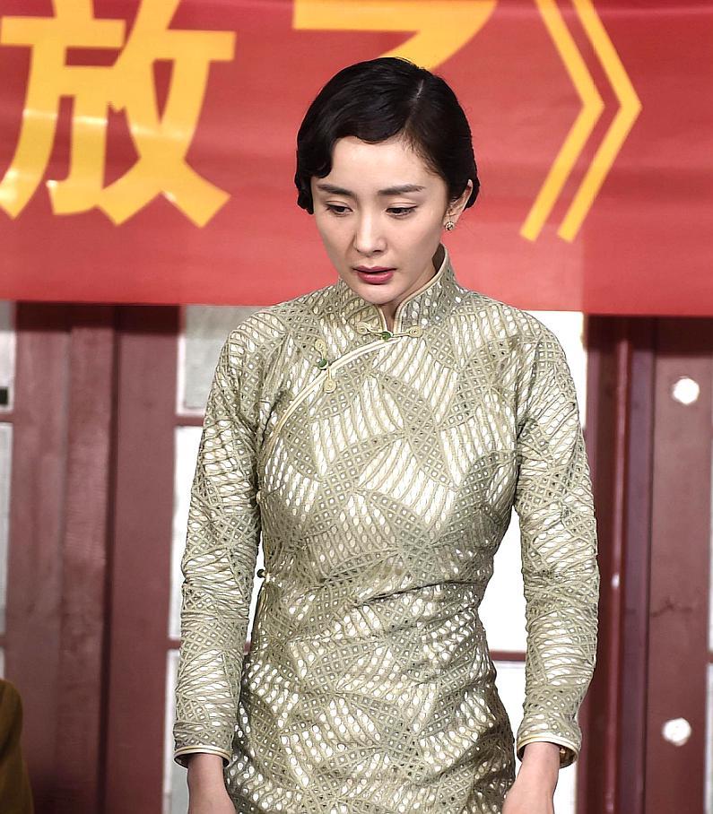 杨幂出演恩师李少红新片 旗袍造型曝光温婉可人