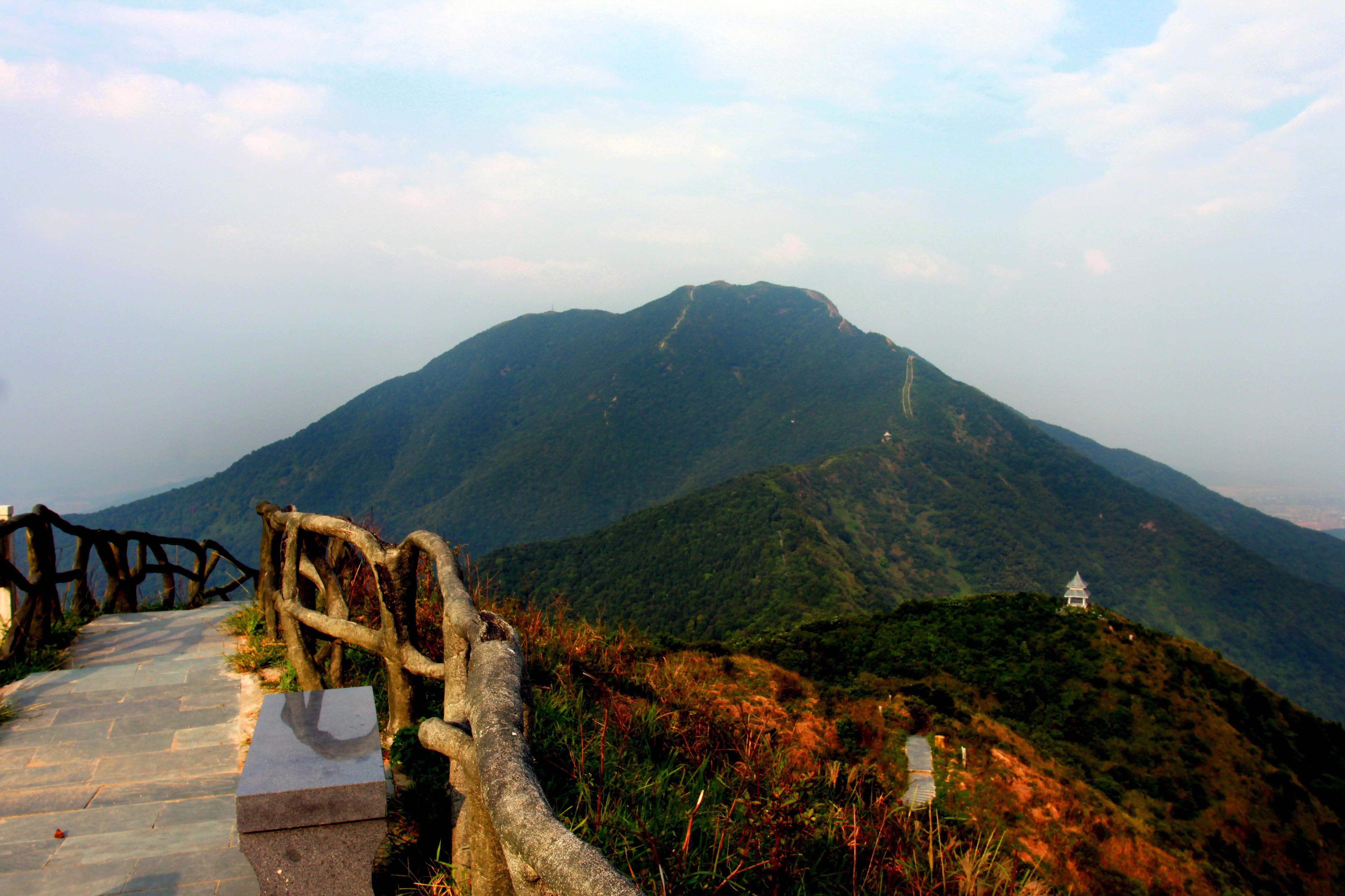 游记深圳梧桐山,分享景区最美景色,堪称深圳第一高峰!