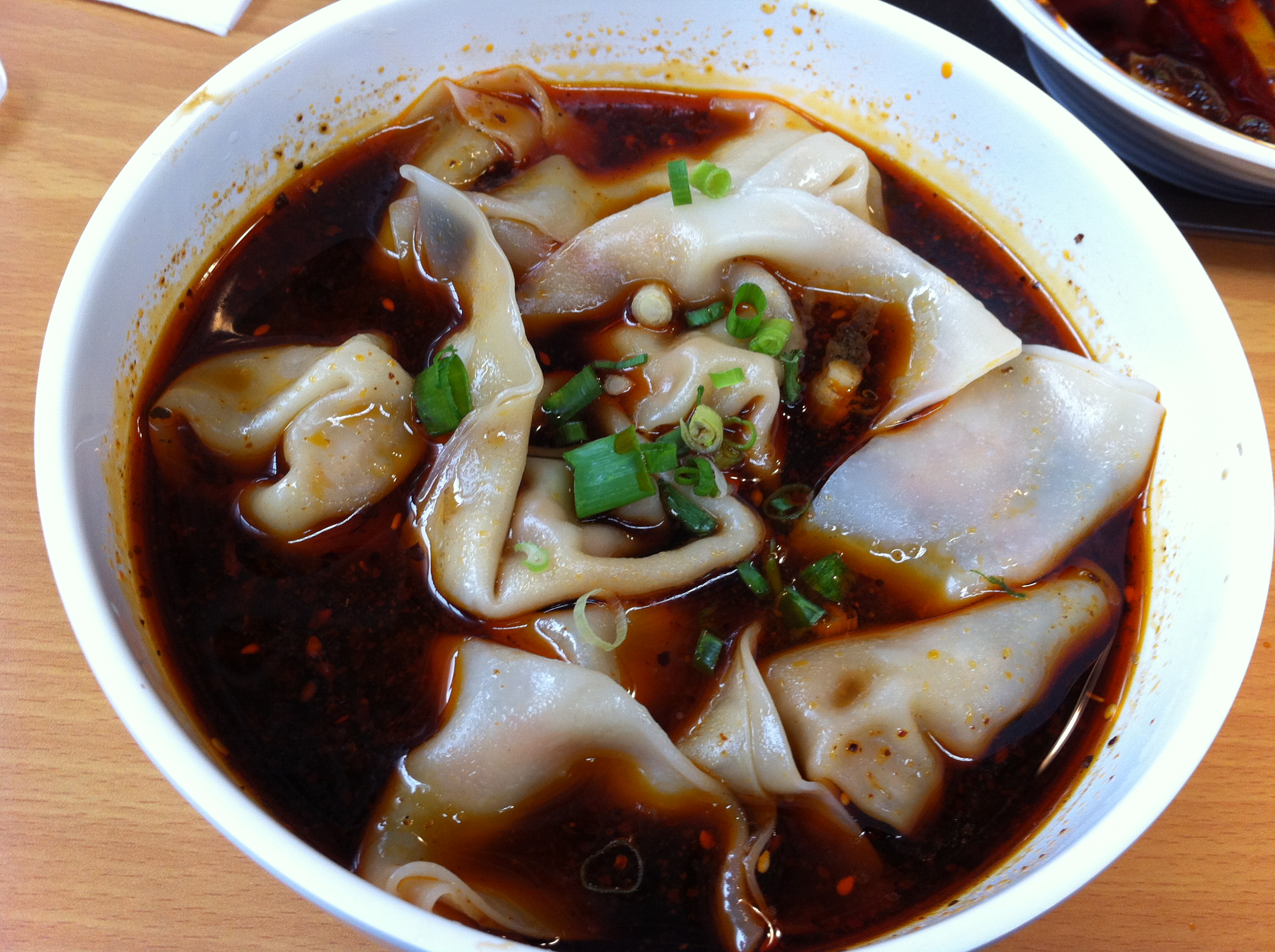 四川名小吃——龙抄手