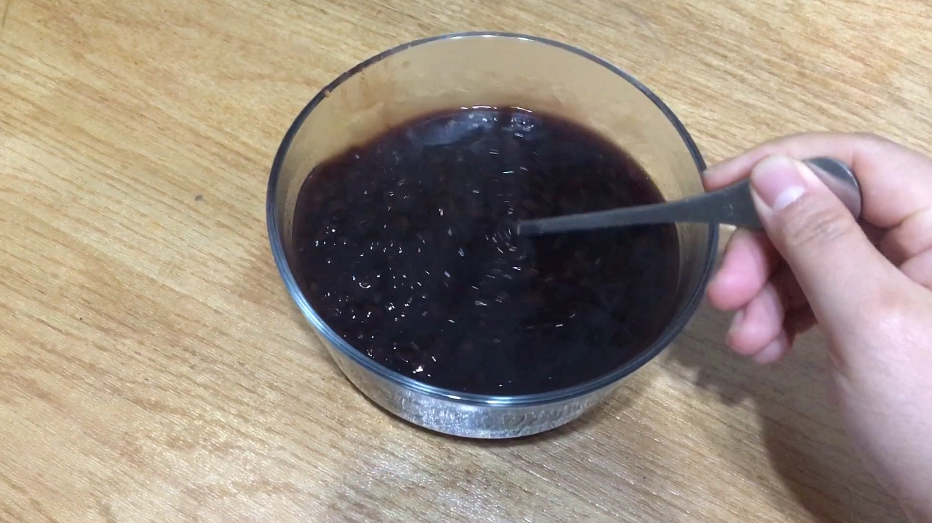 教你如何快速煮一碗营养软糯黑米粥
