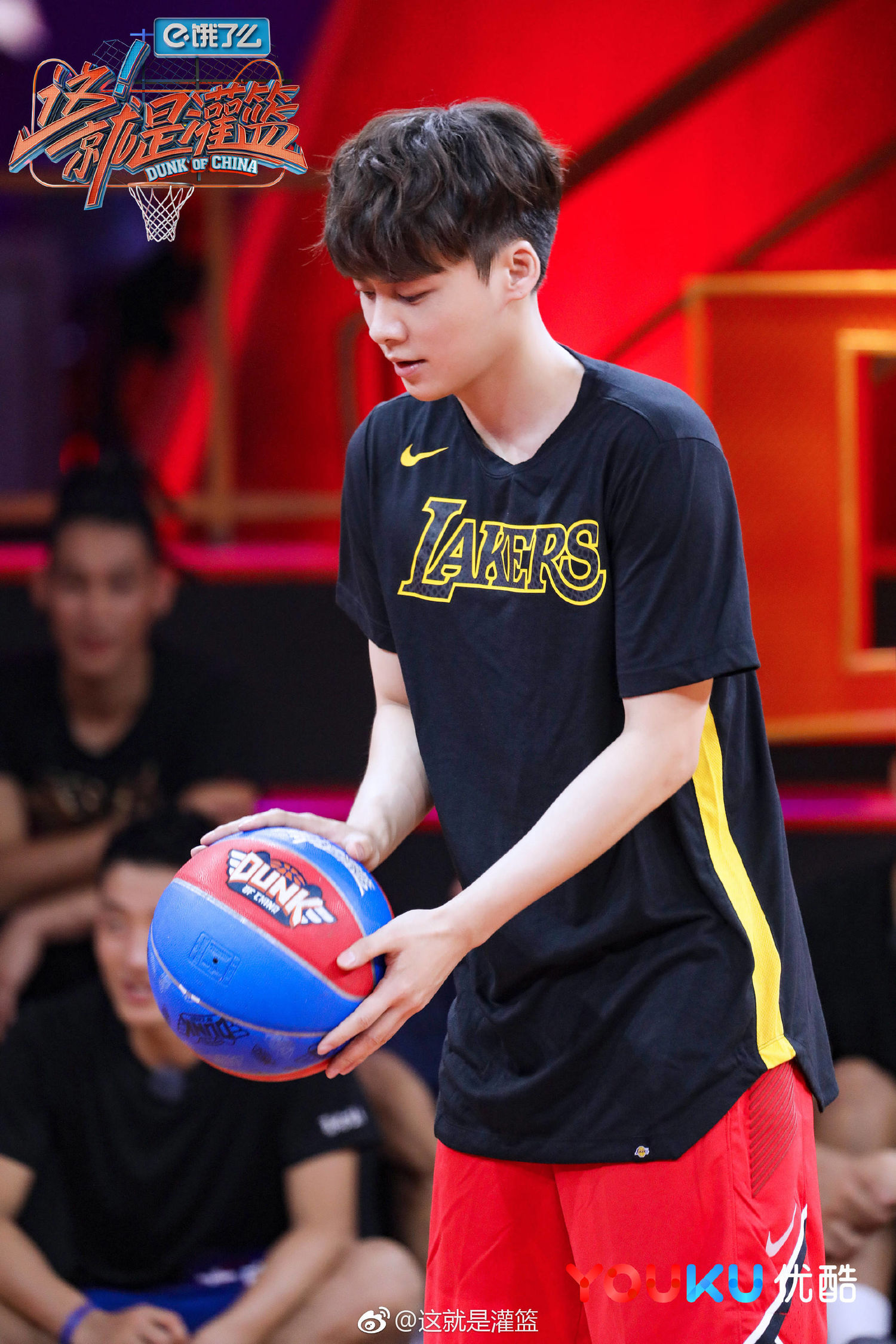 李易峰9月份大事记总结:《这!就是灌篮》持续热播 各项代言物料放不停