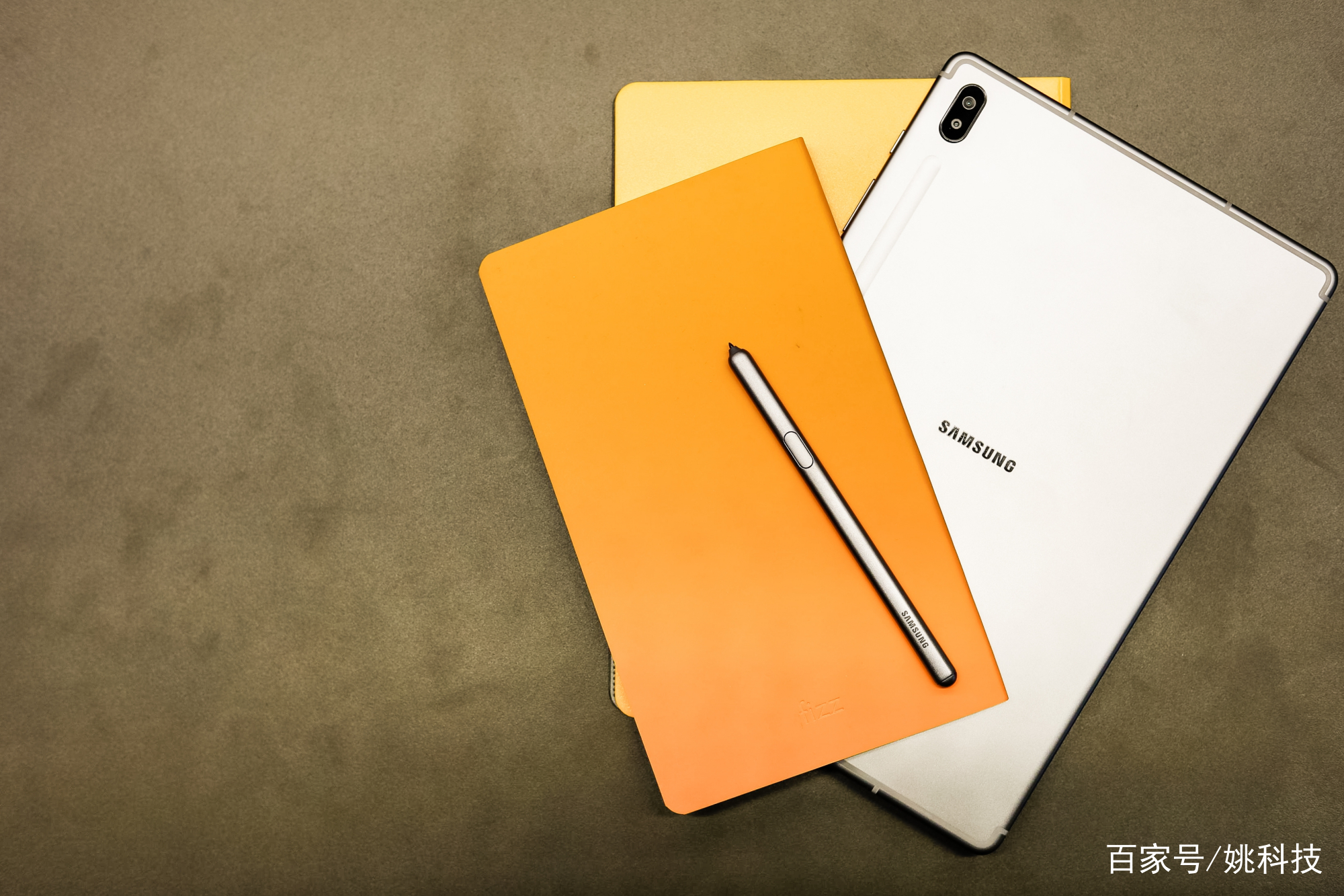 《生产力和娱乐性兼备 三星旗舰平板Galaxy Tab S6在中国发布》