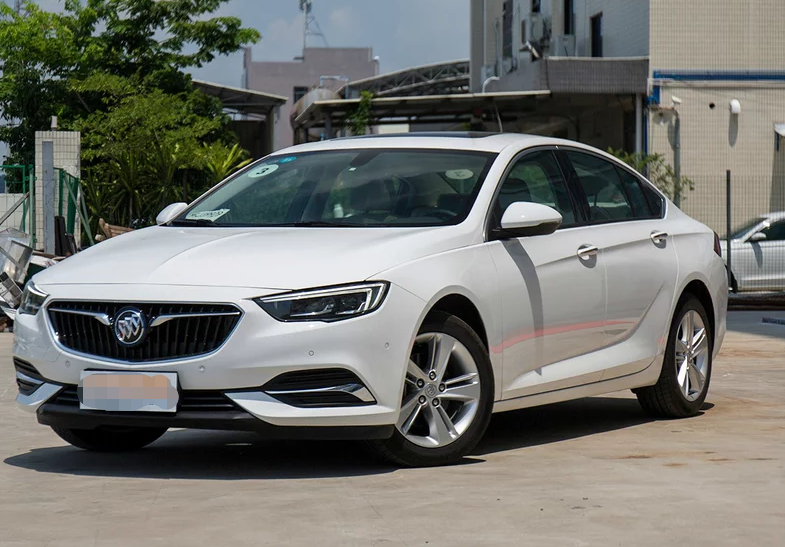 君威混动30h精英型,造型简朴内饰舒适,是年轻人的最爱