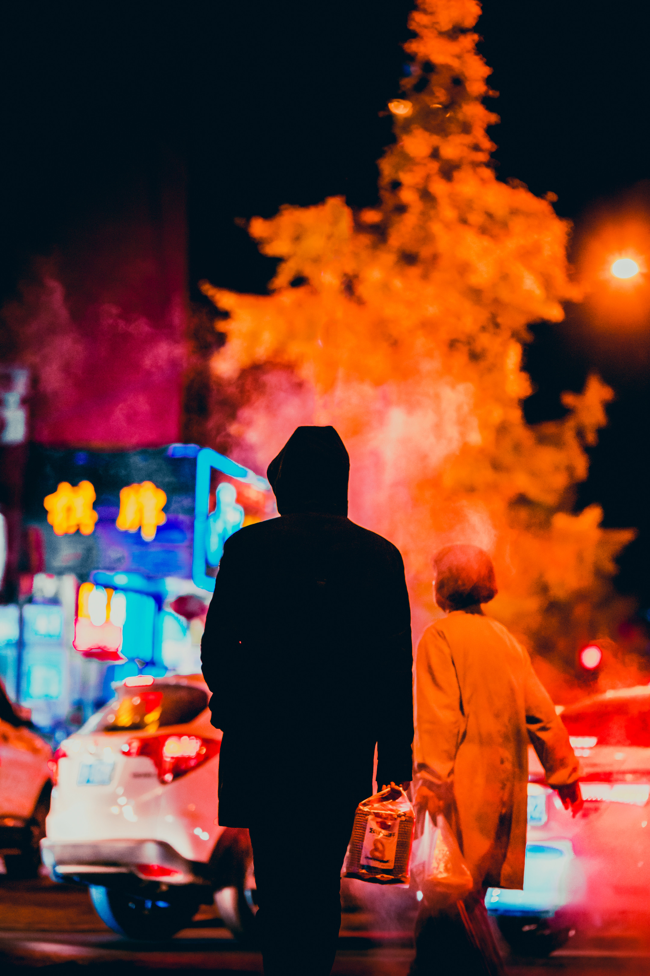 街头的光影霓虹 米拍摄影师@andy_cqs 创作  夜晚,霓虹交错,华灯璀璨