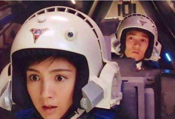 《迪迦奥特曼》胜利队现状:大古丽娜各成家,一人在中国拍抗日剧