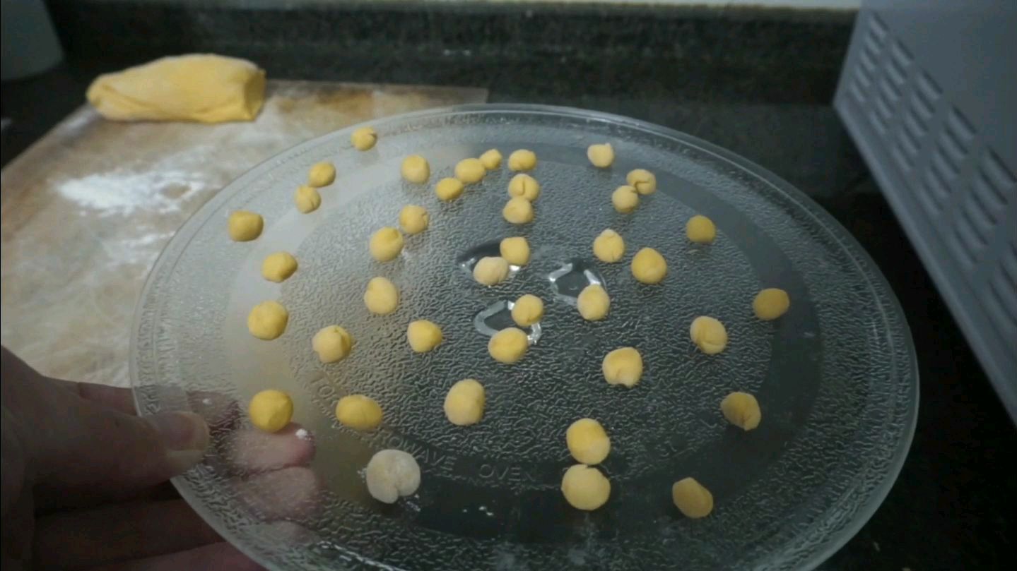 闭关十六天,在家研究烘烤南瓜小馒头,结果翻车失败啦!