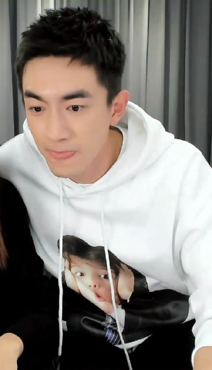 万物皆可云#默默的时间过得真快,都一千天了,每