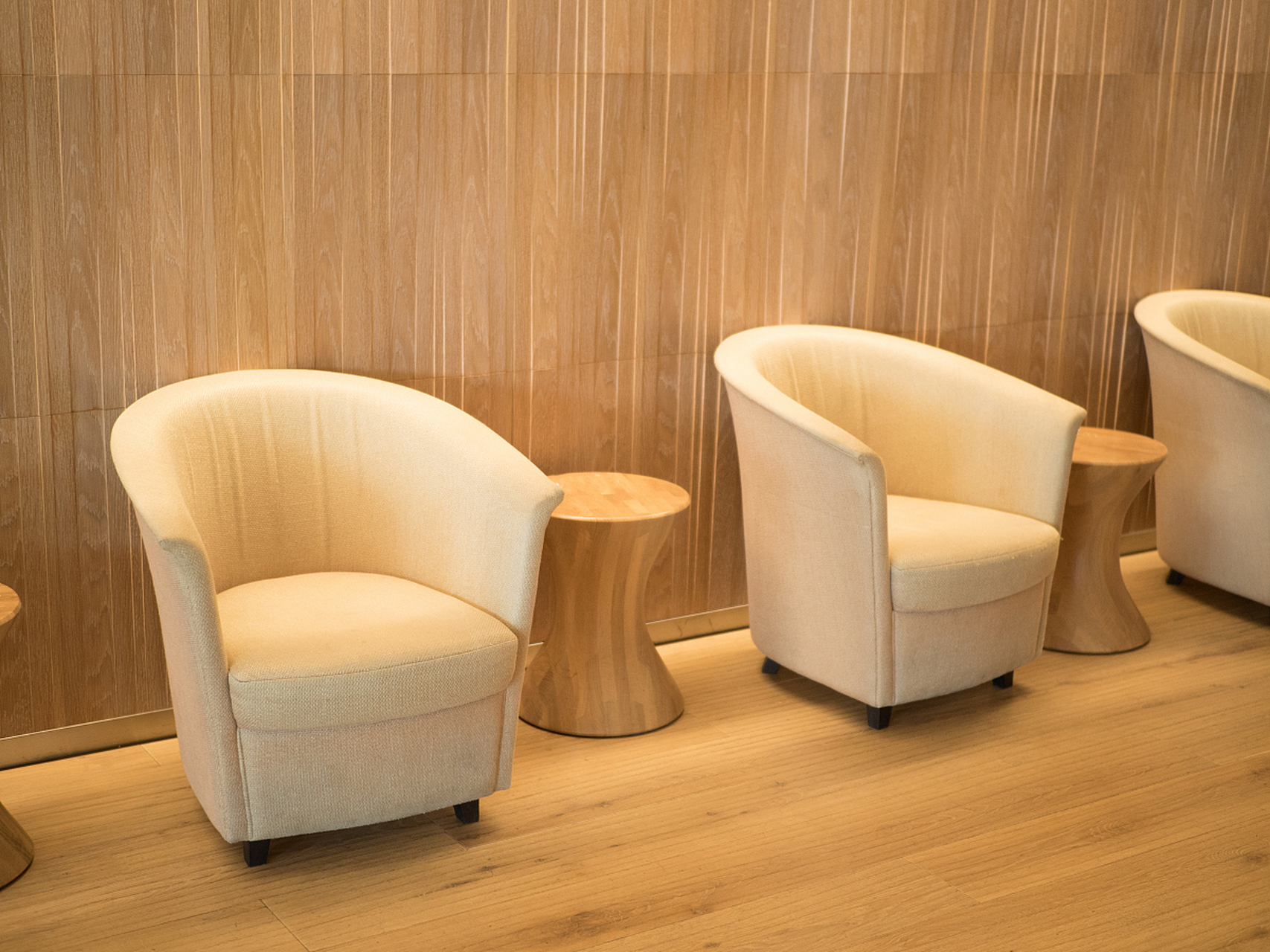 创意沙发不仅注重舒适性和功能性,而且注重美观和个性.