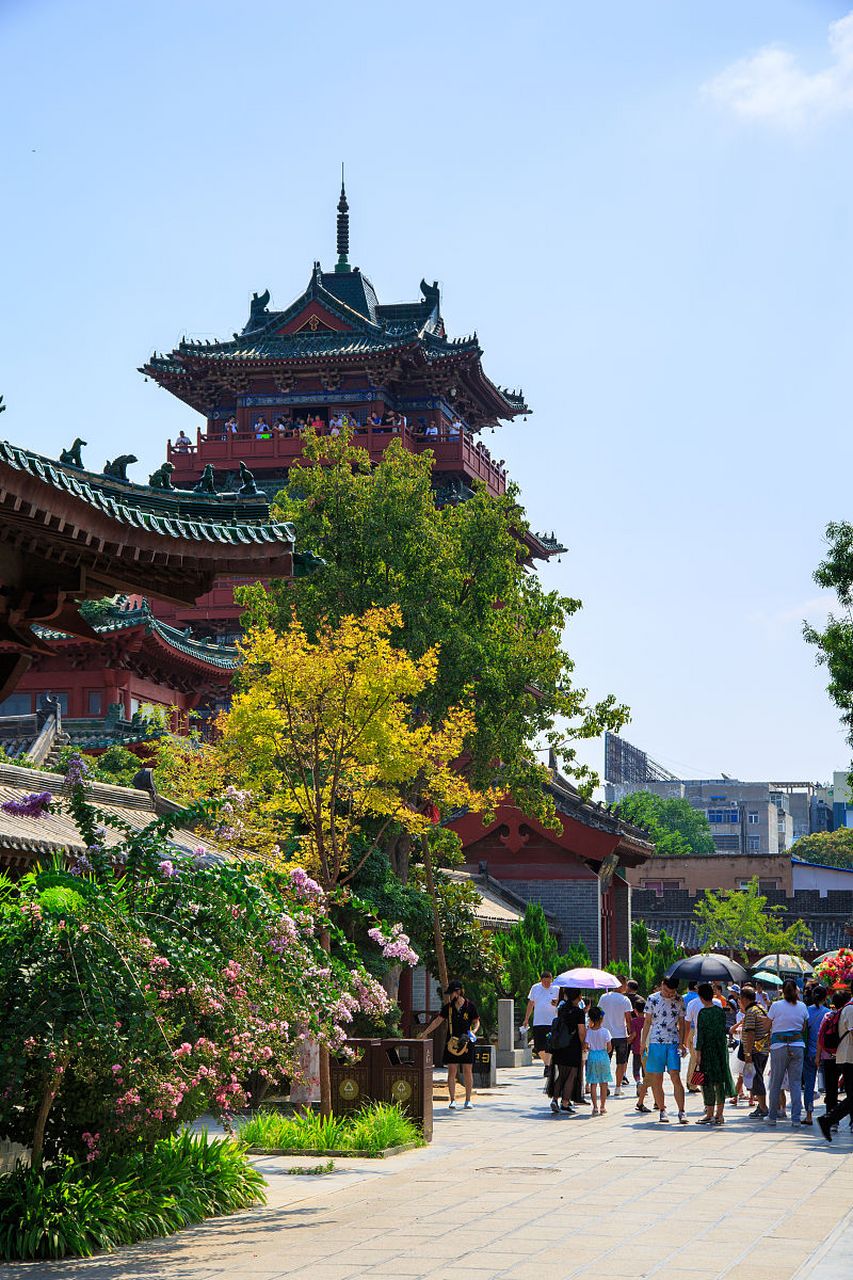 "王婆说媒"是河南省开封市万岁山·大宋武侠
