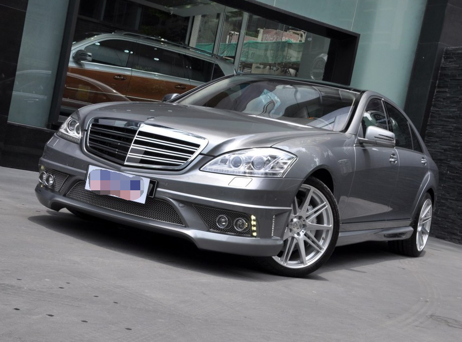 内饰宽敞的卡尔森 s级cs60 豪华版