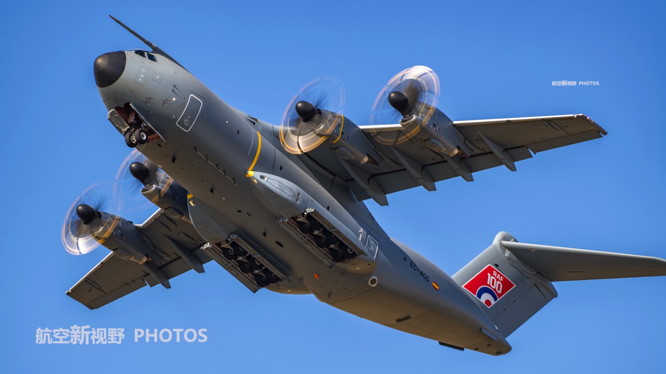 实拍空中客车a400m,现役做工最好的军用运输机,单价13亿人民币
