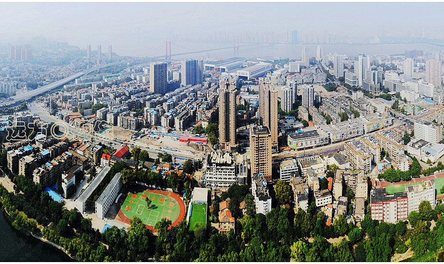 俯瞰武汉王家墩cbd(武汉中心大厦,已建成的武汉最高建筑).