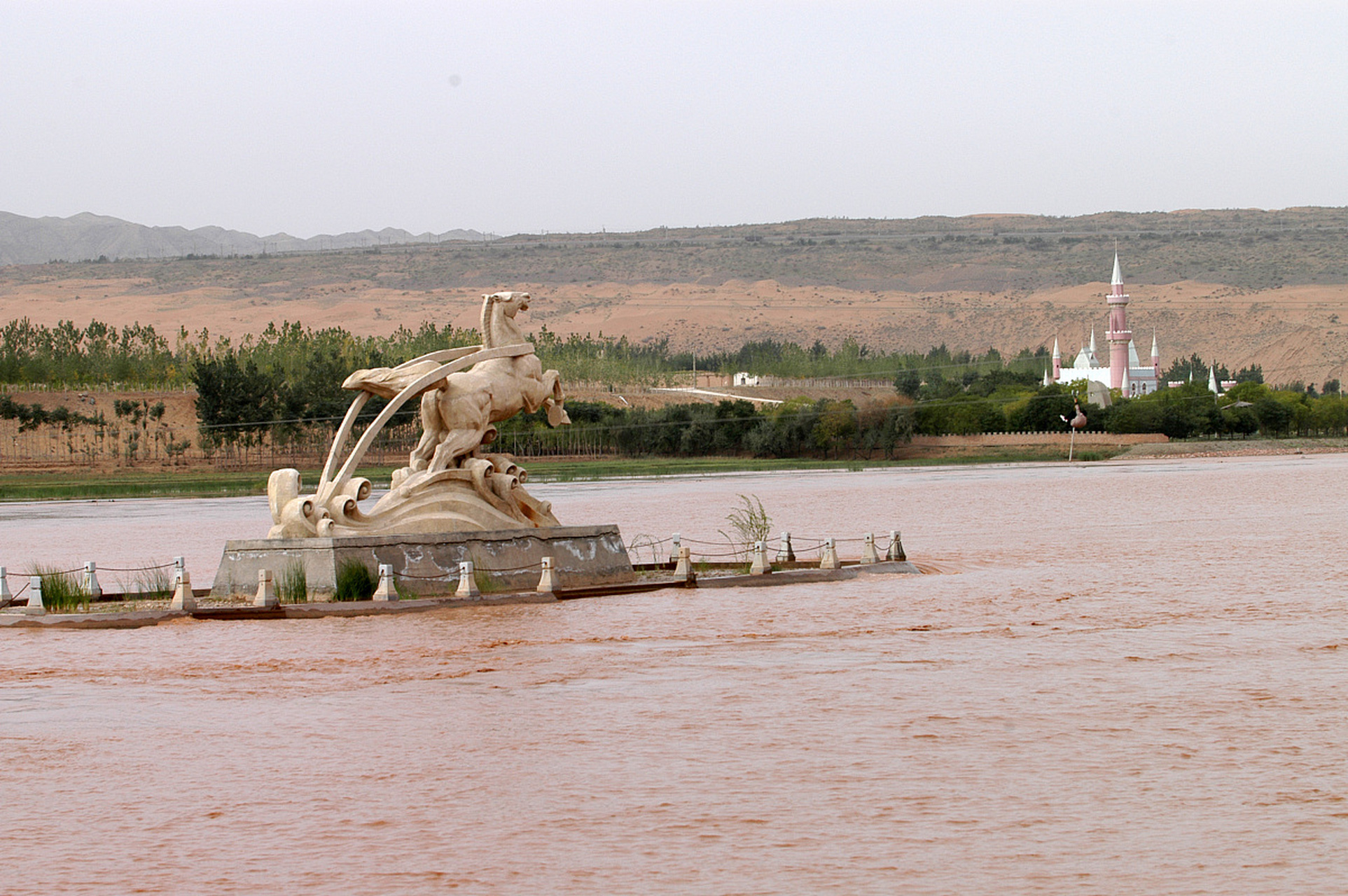 五一长假,来黄河河套游牡丹 黄河河套文化旅游景区已成为巴彦淖尔旅游
