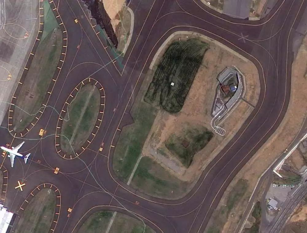 全球最牛"钉子户",阻拦机场建设50年,叫价亿元拆迁费无人敢动