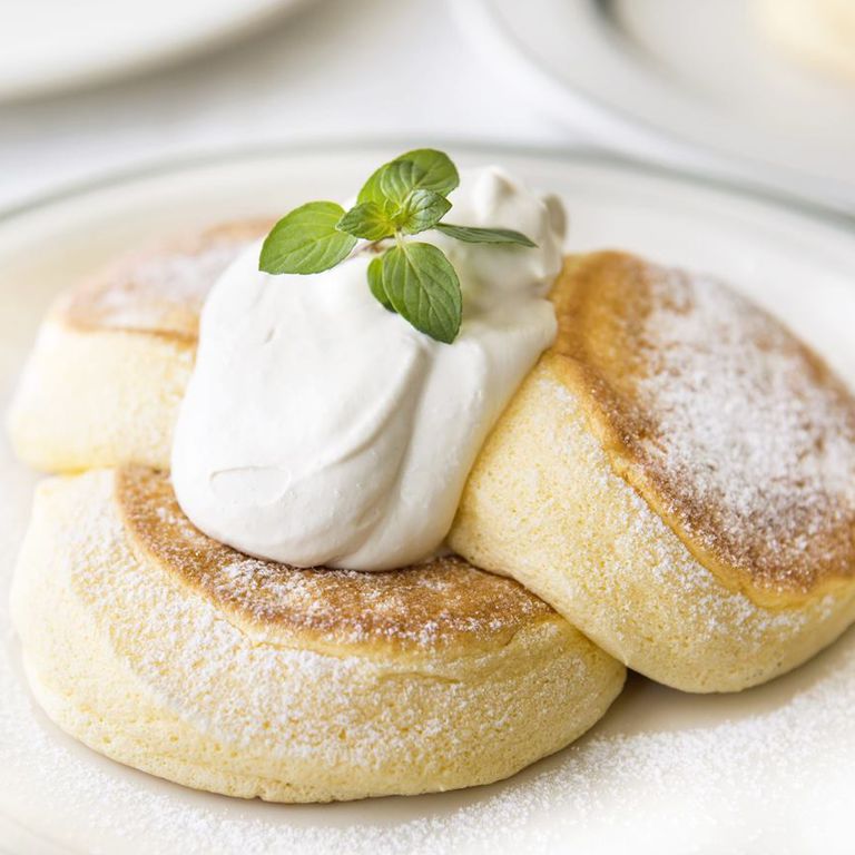 甜点控注意!蓬松绵密的口感,就像吃了一口云朵,舒芙蕾松饼