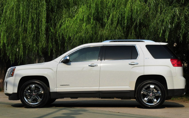 gmc-terrain车身动感,内饰大气,座椅舒适