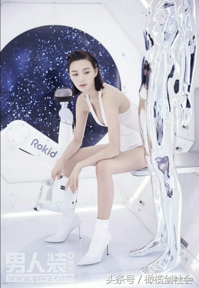 陈雅婷真敢穿,薄纱裙穿出了尺度,你怎么看?