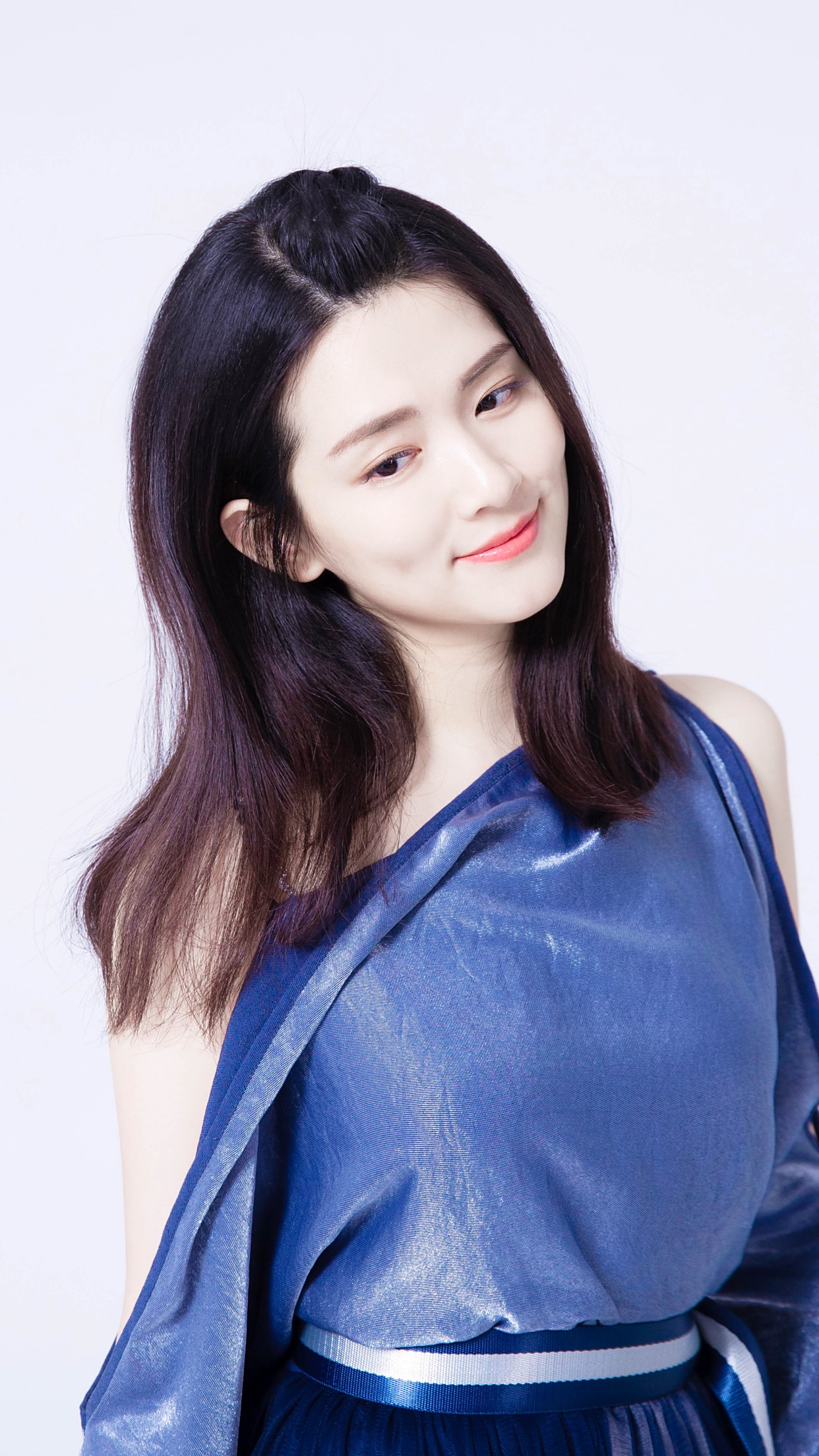 陈昊宇精美壁纸:温婉可人,堪称一代美人