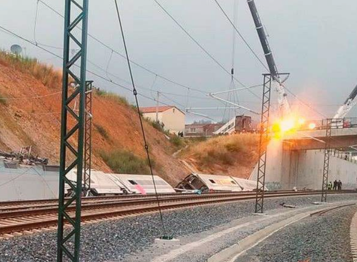 最惨重高铁事故:死101人伤105人,只因德国制造的一个车轮