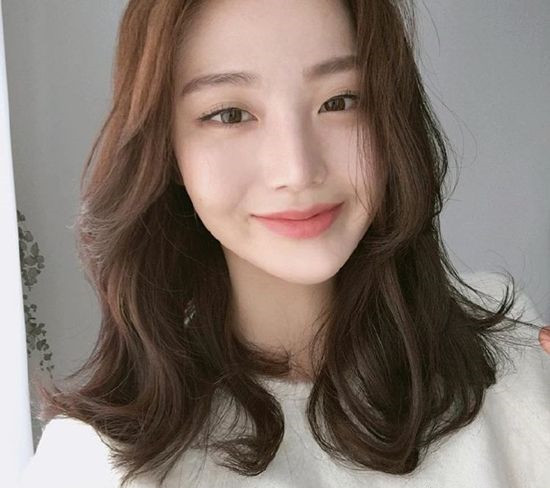 韩式中长发发型图片 专属时髦mm的美发