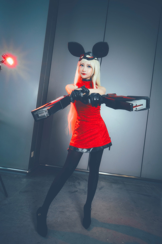 非人学园cos,黑丝美腿御姐超漂亮