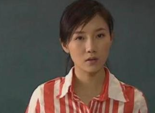 还记得《快乐星球》的欧阳老师吗?现如今的她是"小包总"的妻子