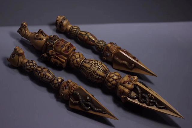 马头明王也叫马头观音,马头金刚等,是观音千千万万化身中之一种化相