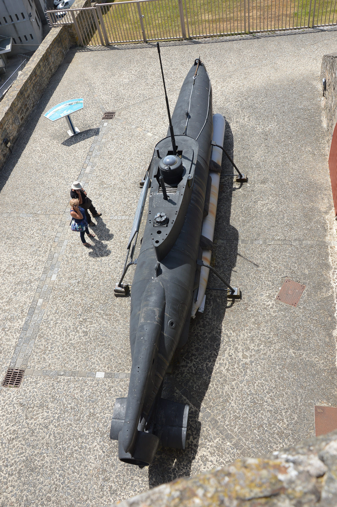 细品二战德国水下"末日武器",海豹级微型潜艇