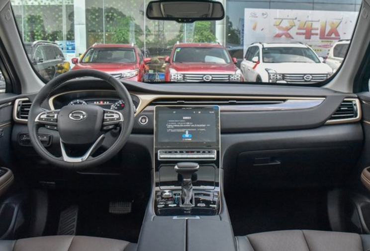 传祺gs5 动感与优雅的结合,很有气质的一款车