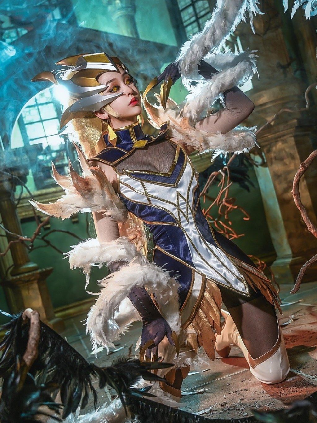 英雄联盟魔女婕拉cos:感受荆棘的拥抱吧