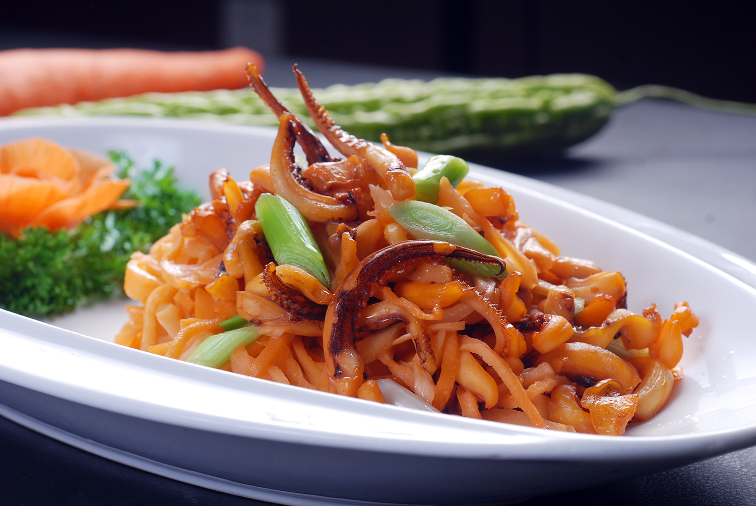 每天推荐不一样的六道美味佳肴:六道让人欲罢不能的美食,脆笋烧鱿鱼须